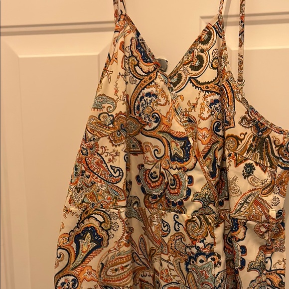 SHEIN Chic Paisley V-Neck Jumpsuit - Picture 2 of 4